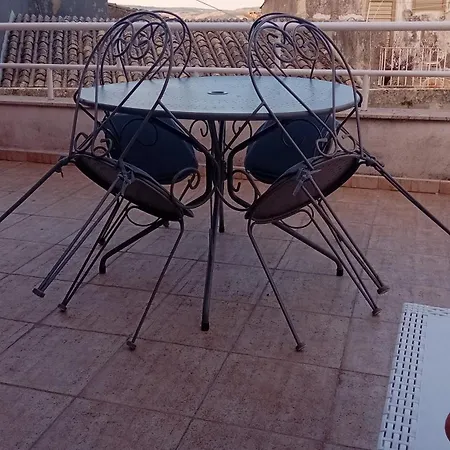 Happy * Palazzolo Acreide